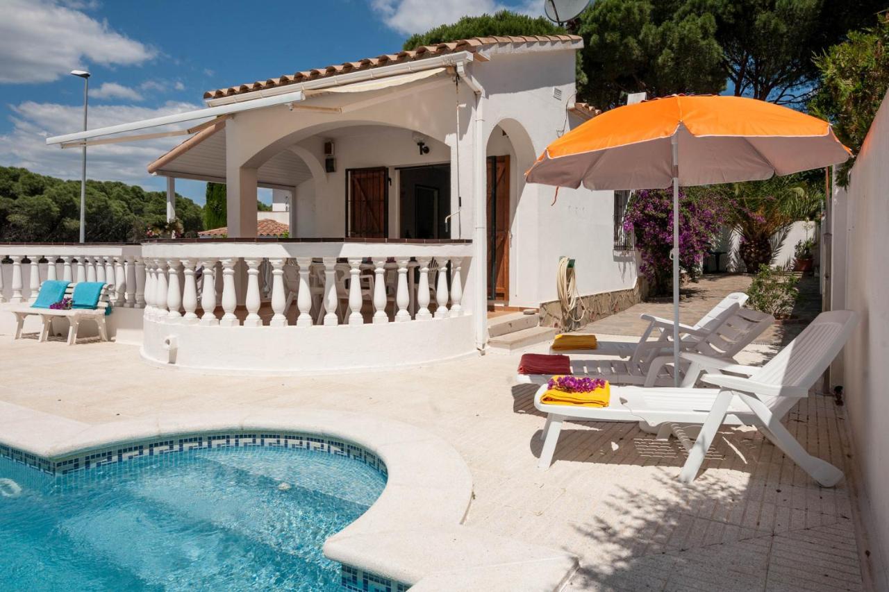 Villa Yvonne L' Escala Esterno foto